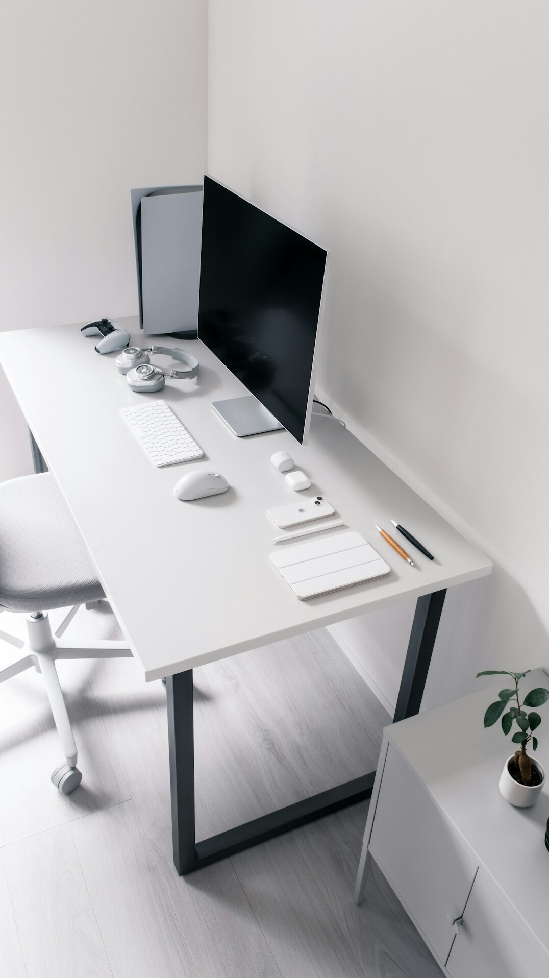sustainable office desk